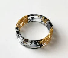 💎: Colorful Handmade Resin Ring with Dried Flowers & Gold Foil - Botanical Art Jewelry