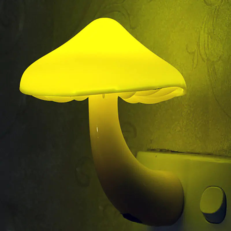 🍄: Light-Controlled Colorful Mushroom Night Light Lamp