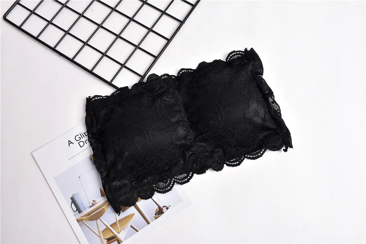 💎: Lace Bandeau Bra with Three-Row Closure - Strapless Women's Lingerie