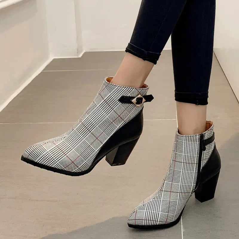 👢: Women's High Heel Short Boots with Thick Heels