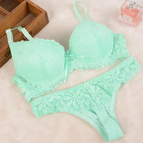 🌸: Lace Thong Set - Women's Sexy Lingerie Outfit for Seductive Appeal