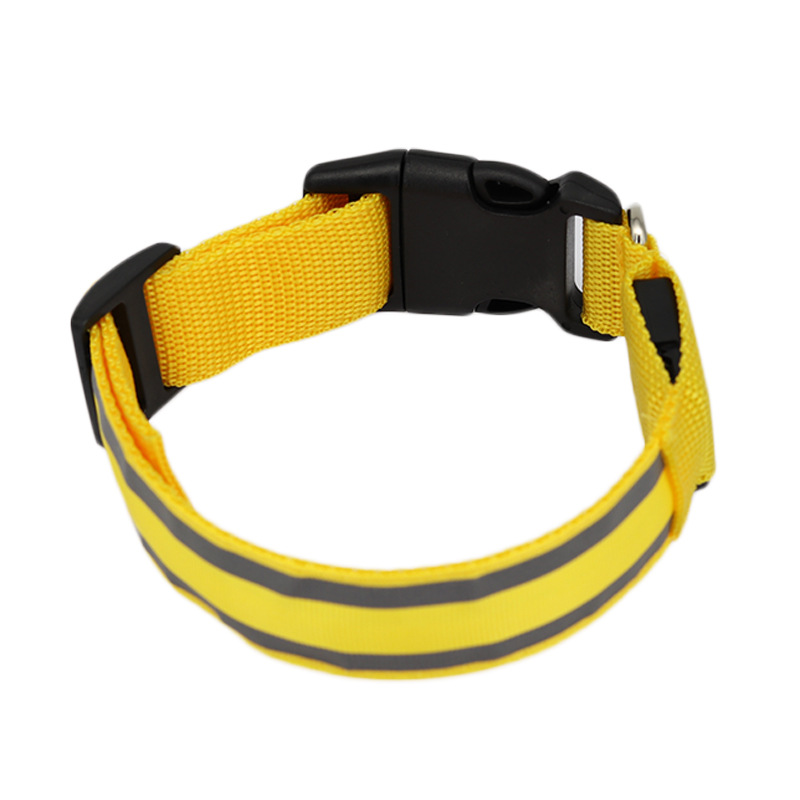 🐕: Anti-Lost LED Luminous Dog Collar – Rechargeable & Battery Reflective Safety Collar