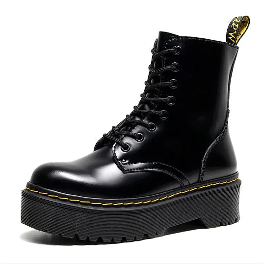 🥾: Lace-Up Motorcycle Boots