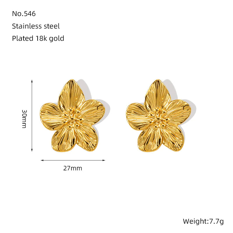 💎: Chic Gold Petal Drop Stud Earrings