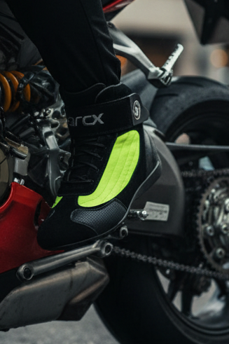 🥾: Motorcycle Riding Boots
