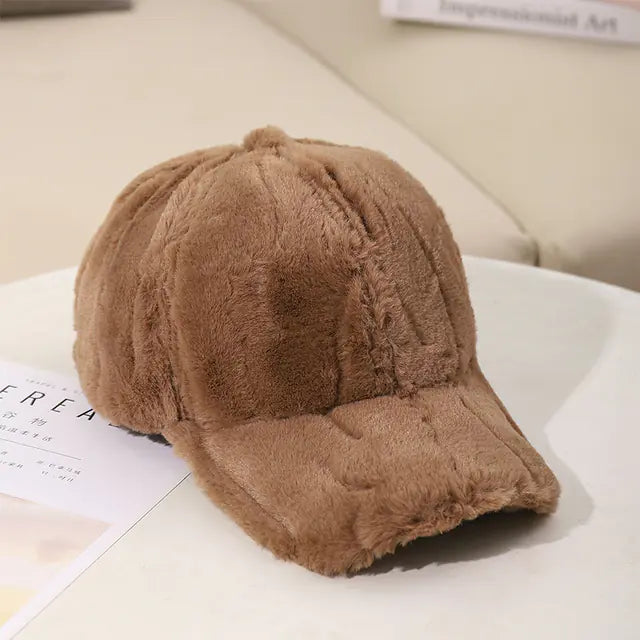 🧢: Plush Winter Baseball Caps for Men and Women - Warm Unisex Hat