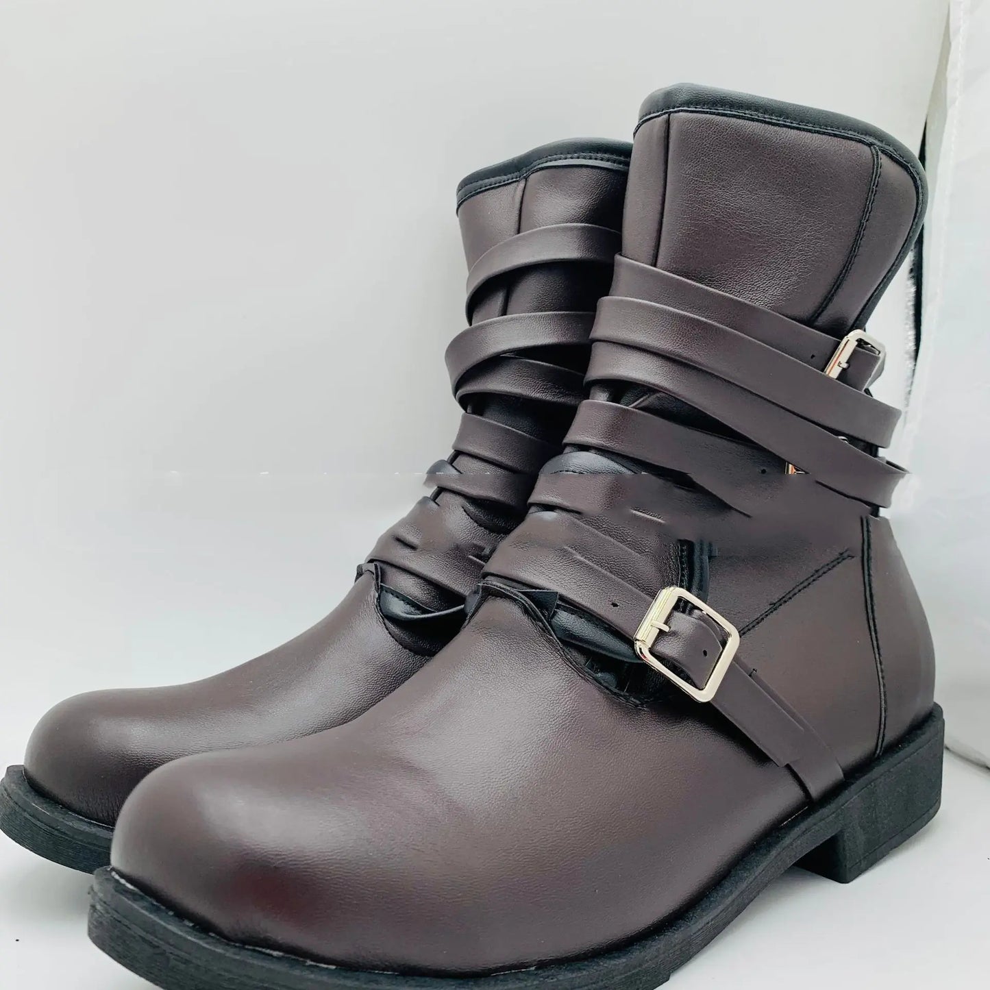 🥾: Men's Casual Short Boots with Chunky Heel & Side Zipper