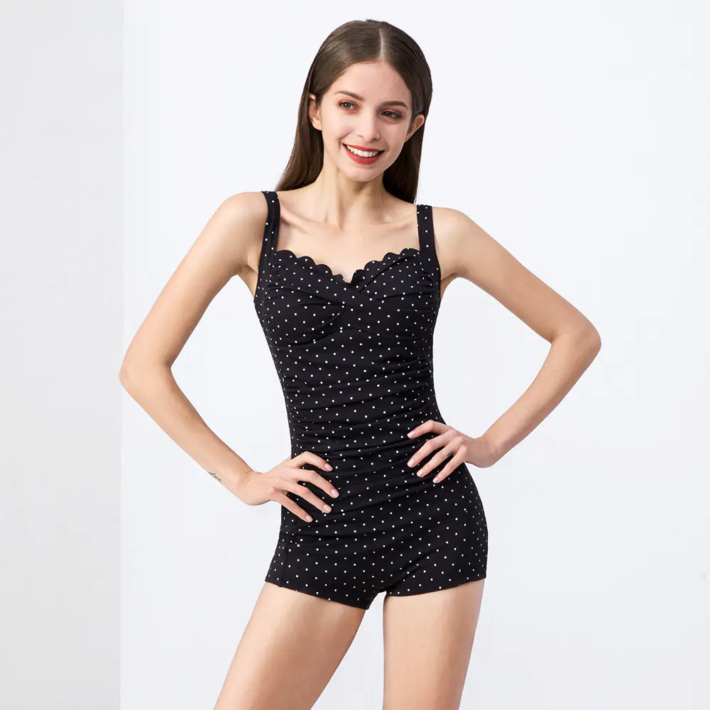 👙 Women's One-Piece Modest Swimsuit - Tummy Control Boxer Style with Shell Collar