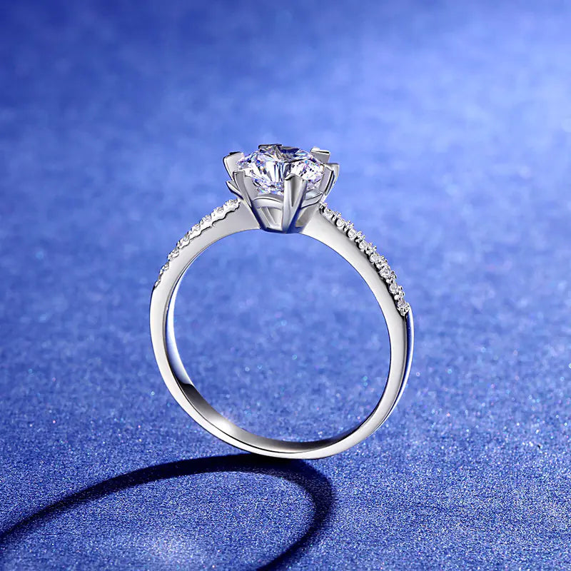 💎: S925 Sterling Silver 1 Carat Moissanite Snow Ring - Luxury Winter Jewelry