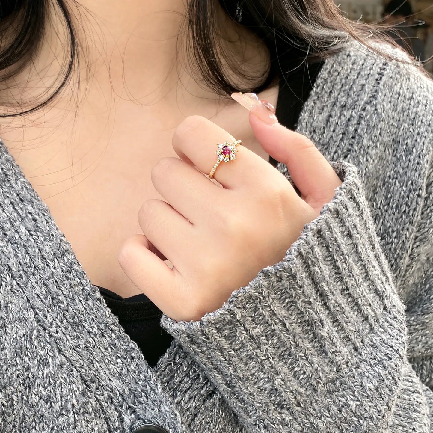 💎: Personalized Natural Stone Gemstone Ring - Custom Inlaid Women's Jewelry